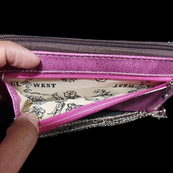 Soul West Wristlet/Wallet with Scripture - Picture 3 of 6